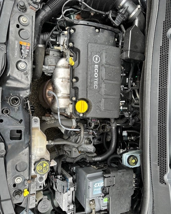 Opel Corsa cena 30900 przebieg: 124800, rok produkcji 2015 z Sopot małe 301